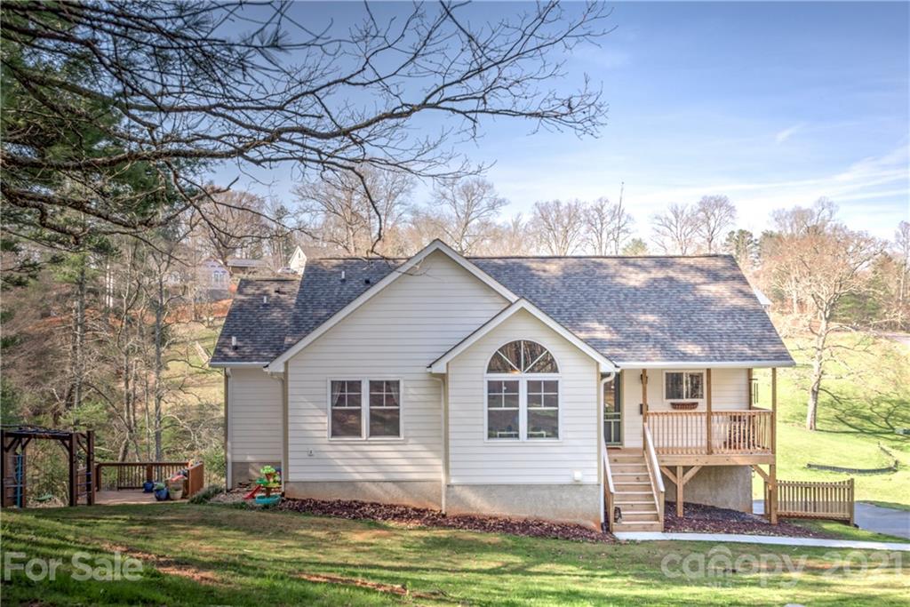 37 Callisto Drive Weaverville NC 28787