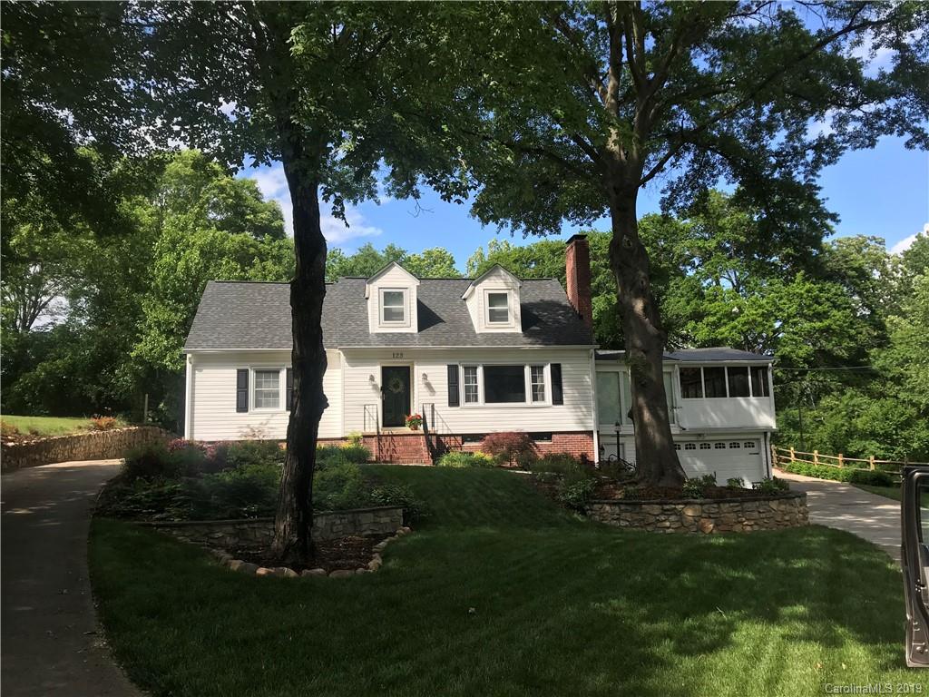 123 E Glendale Avenue Mount Holly NC 28120