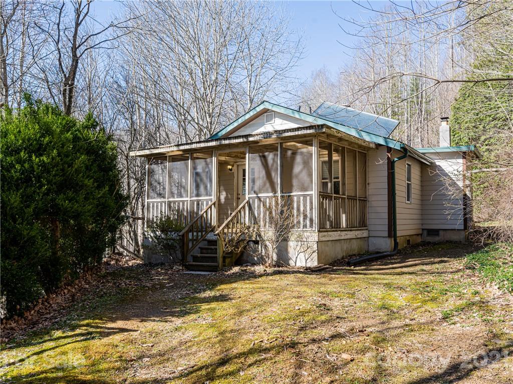 2679 Long Branch Road Mars Hill NC 28754