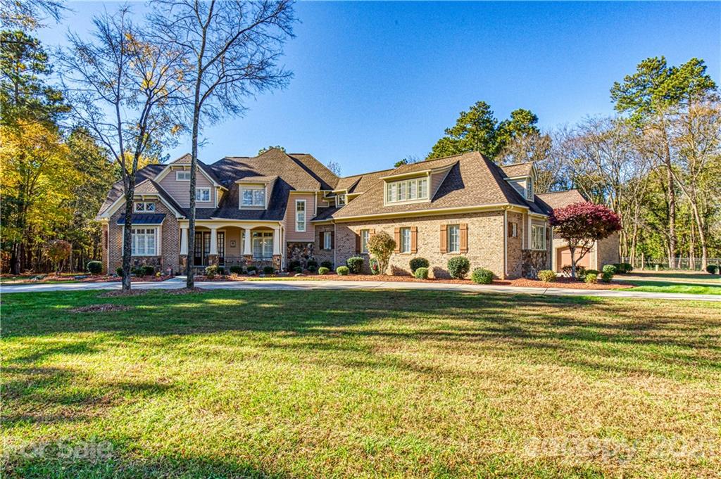 10000 Sweetleaf Place Charlotte NC 28278