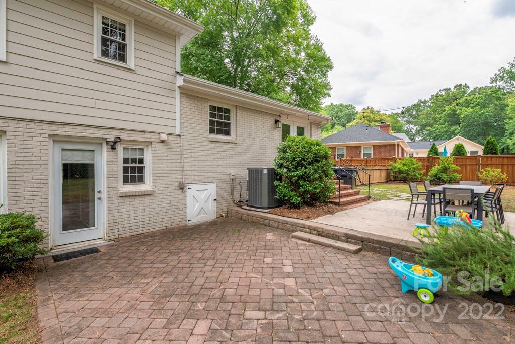 3920 Pemberton Drive Charlotte NC 28210