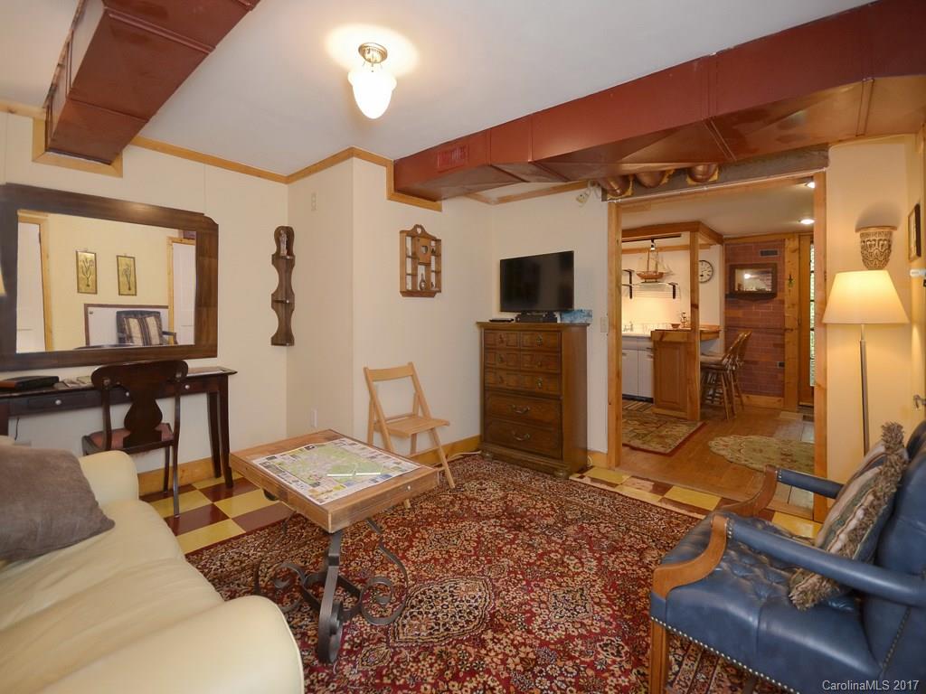 51 Houston Street Asheville NC 28801