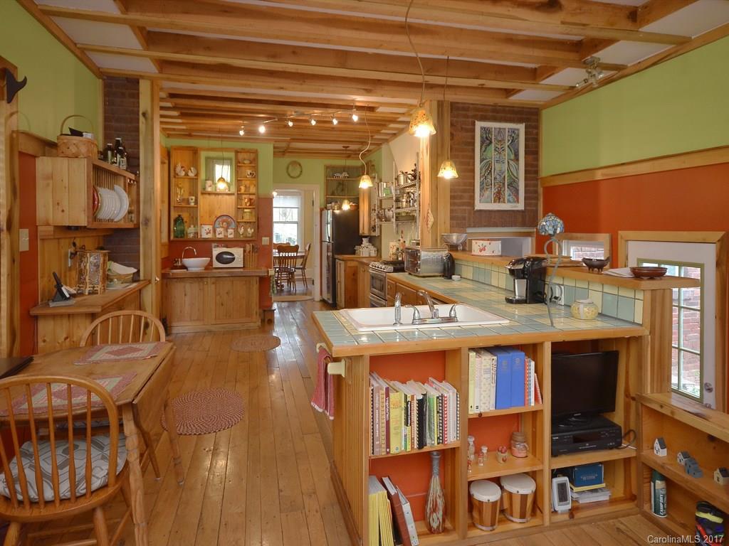 51 Houston Street Asheville NC 28801