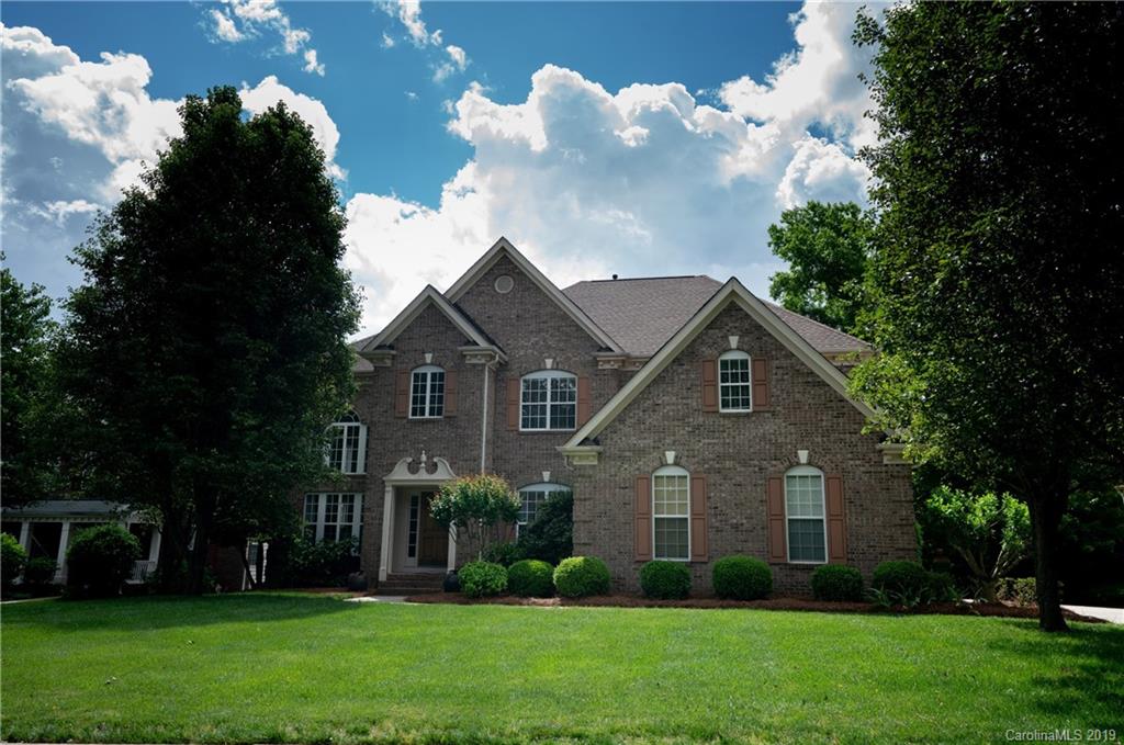 2119 Priory Court Charlotte NC 28262