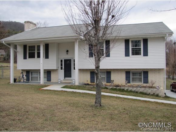 4 Breezy Drive Fletcher NC 28732