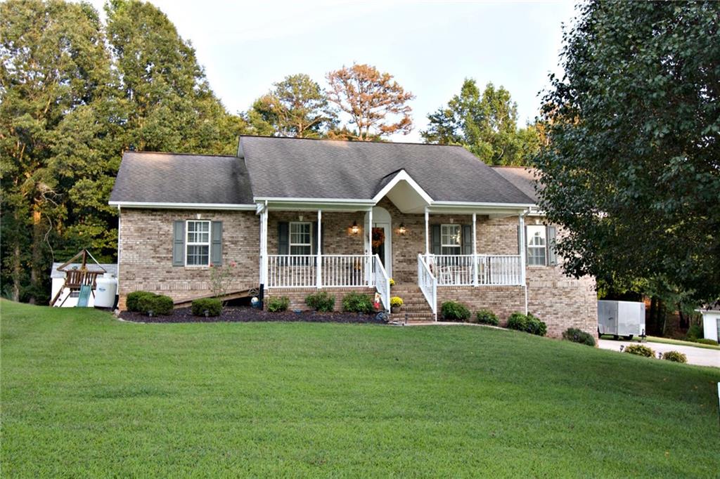 1418 Austin Lane Hickory NC 28602