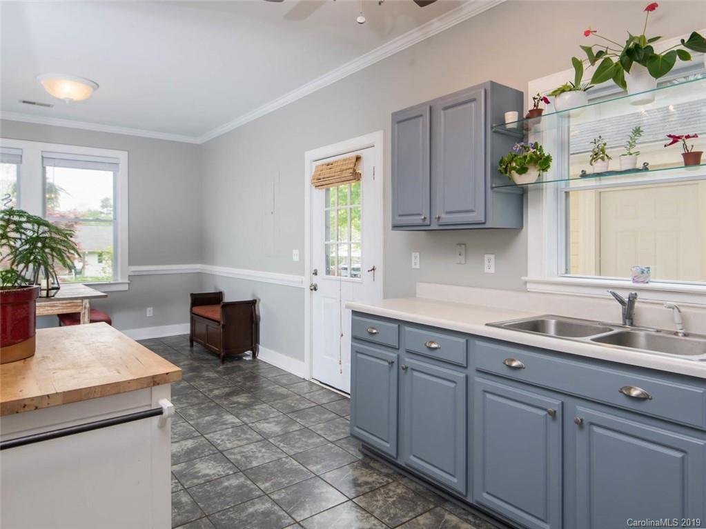 1 Rosemont Court Asheville NC 28803