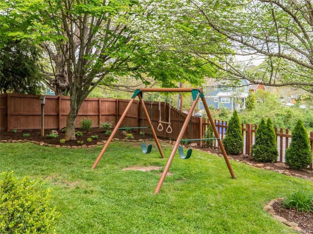 1 Rosemont Court Asheville NC 28803