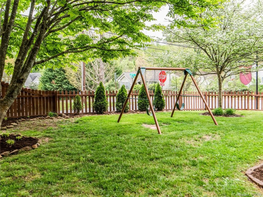 1 Rosemont Court Asheville NC 28803