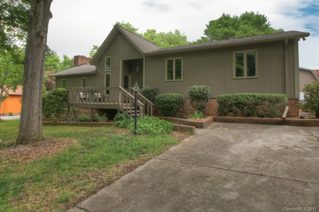 6107 Boulder Creek Lane Harrisburg NC 28075