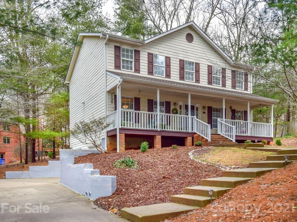 21 Bear Knoll Drive Asheville NC 28805