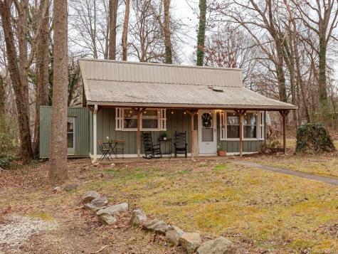 16 Donothan Drive