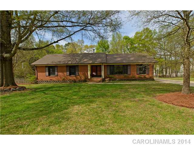 6316 Bainbridge Road Charlotte NC 28212