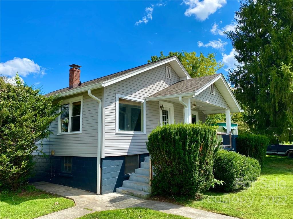 48 Wilkesdale Street Sylva NC 28779