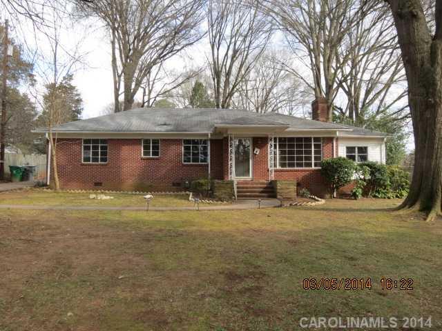 1542 Crystal Road Charlotte NC 28205