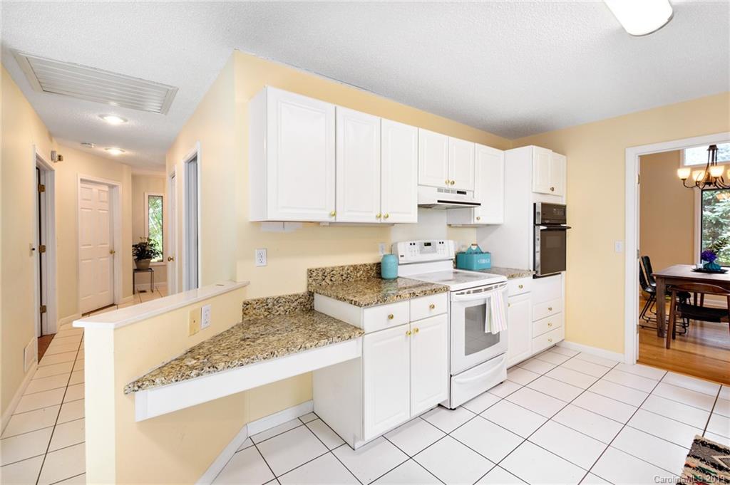 34 Hillcreek Drive Asheville NC 28804