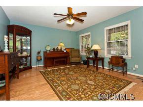 156 Castlerock Drive Asheville NC 28806