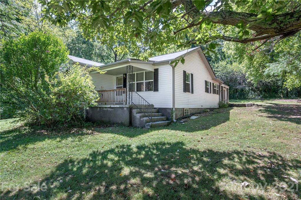 9 Brittmore Place Swannanoa NC 28778