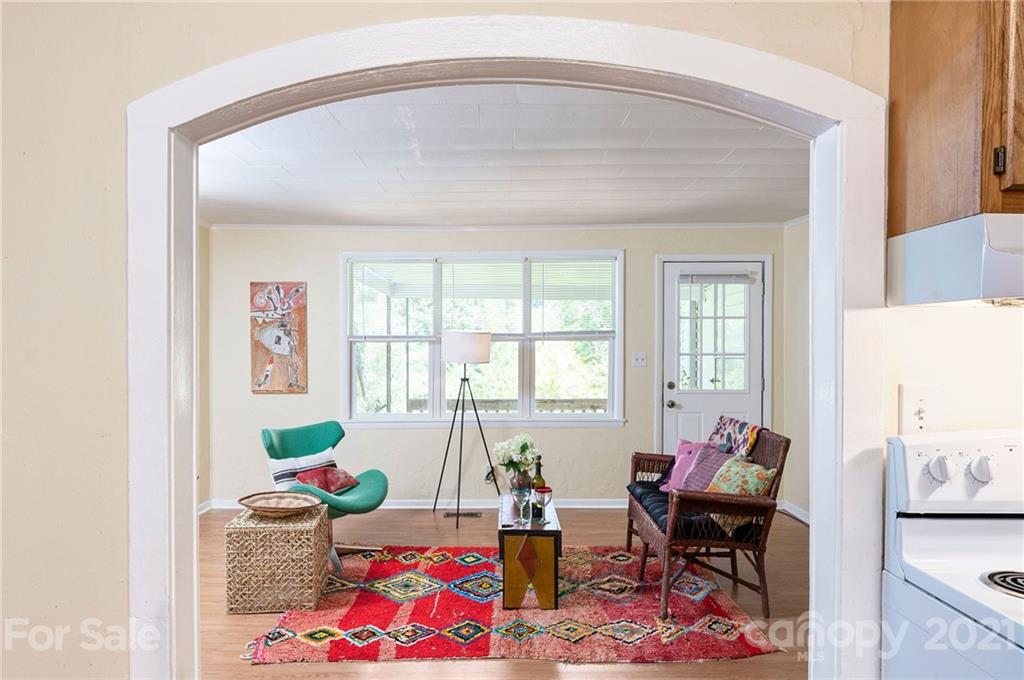 9 Brittmore Place Swannanoa NC 28778