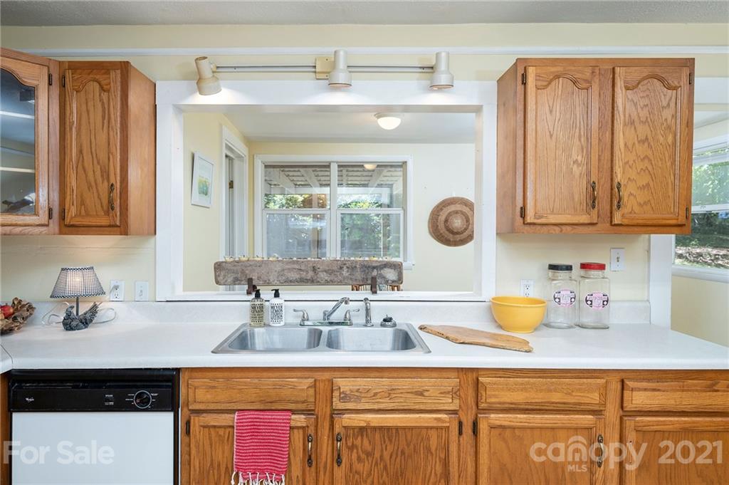 9 Brittmore Place Swannanoa NC 28778
