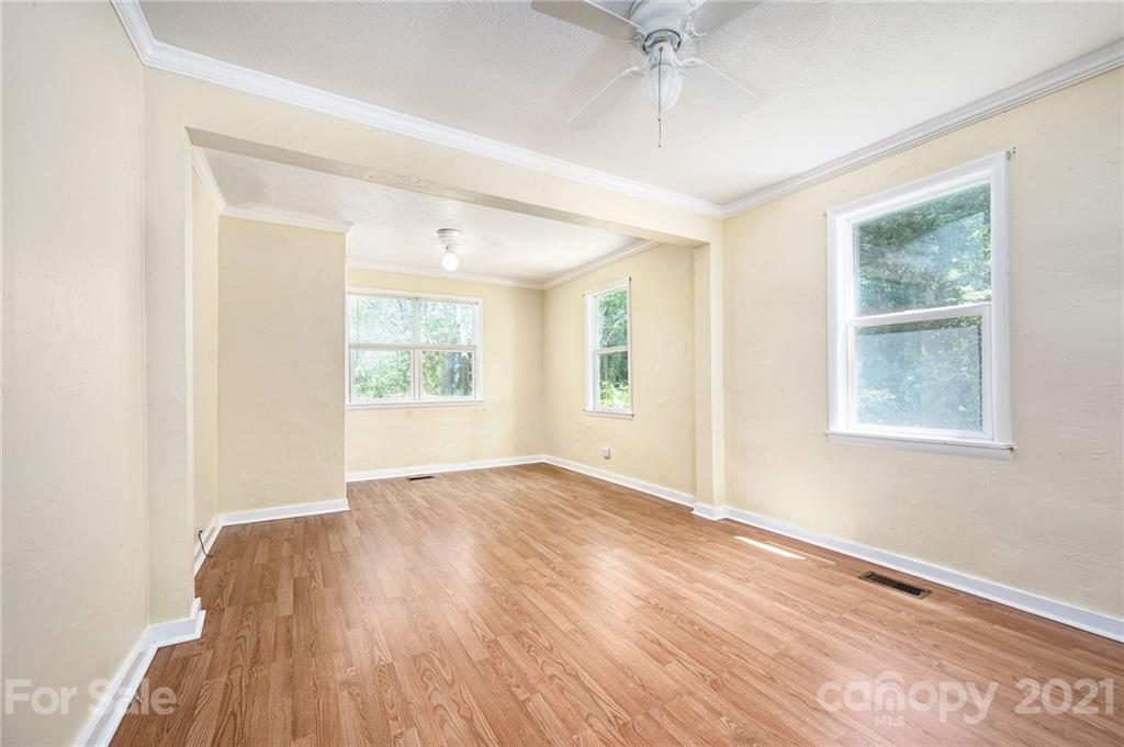 9 Brittmore Place Swannanoa NC 28778