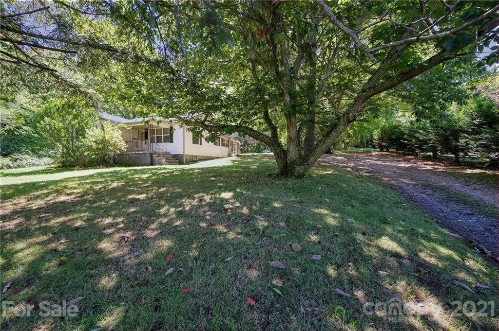 9 Brittmore Place Swannanoa NC 28778