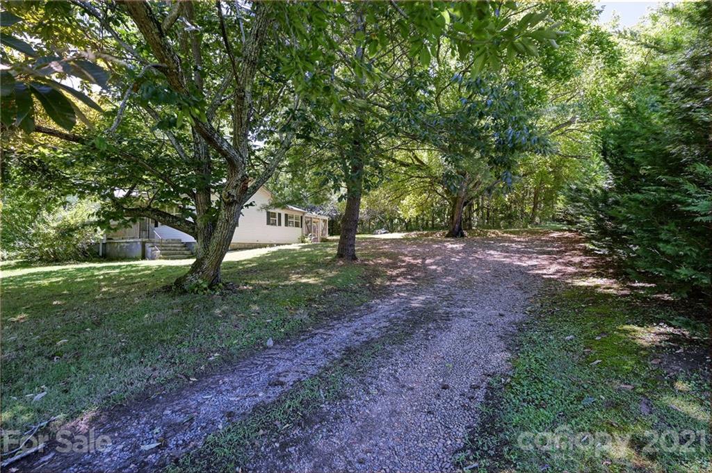 9 Brittmore Place Swannanoa NC 28778