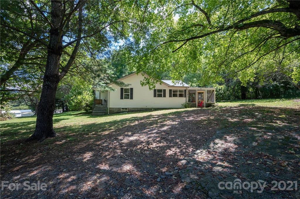 9 Brittmore Place Swannanoa NC 28778
