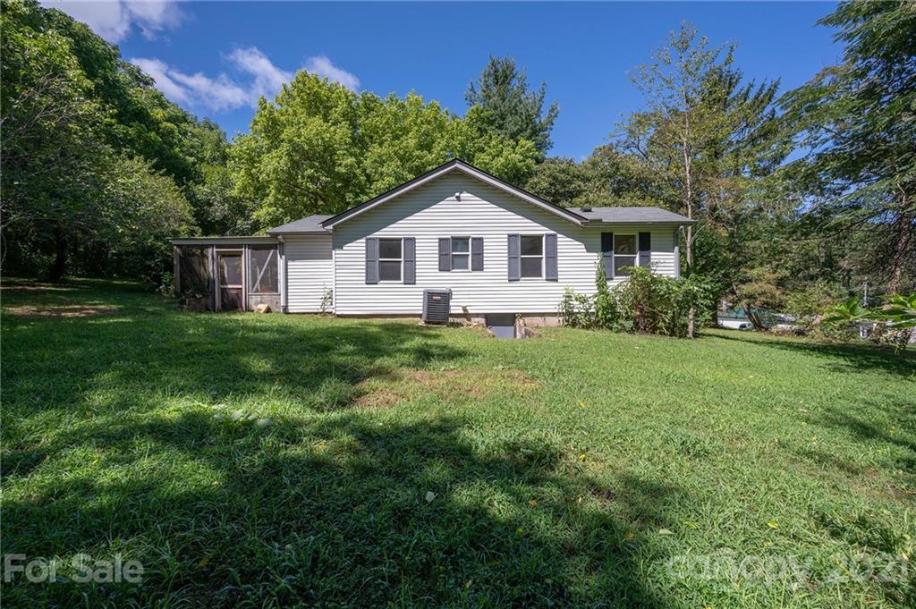9 Brittmore Place Swannanoa NC 28778