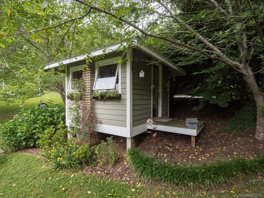 2 Feather Drive Asheville NC 28805