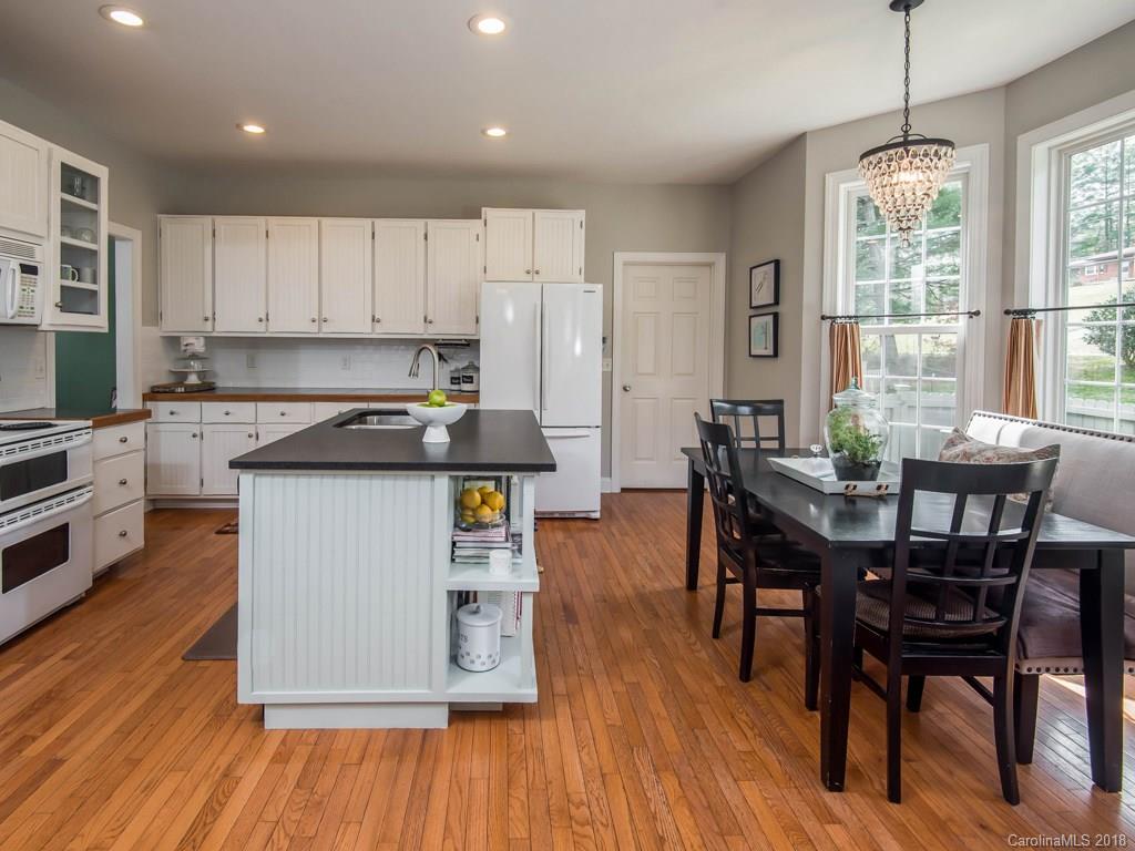 2 Feather Drive Asheville NC 28805