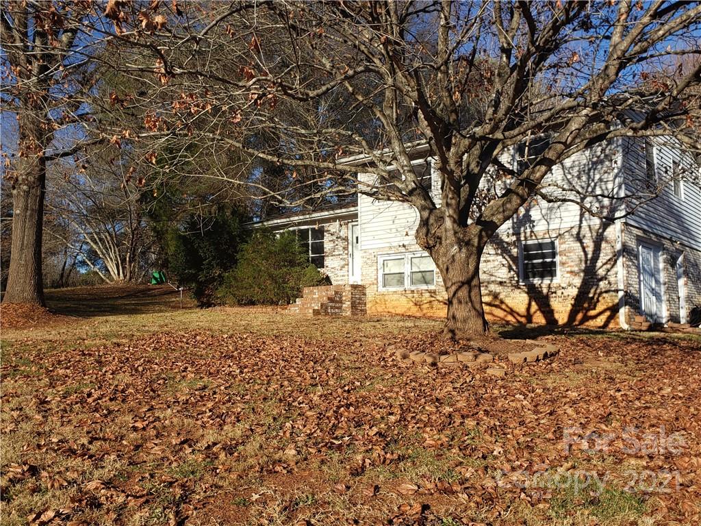 1195 Old Conover Startown Road Newton NC 28658