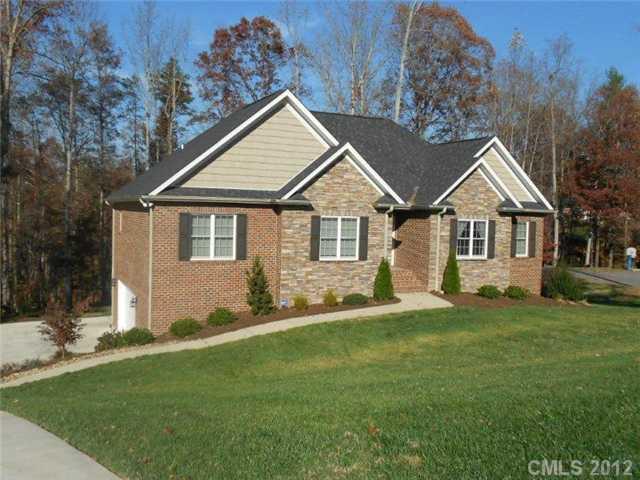 1610 Brookstone Drive Hickory NC 28602