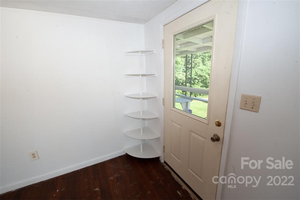 105 Smith Graveyard Road Asheville NC 28806