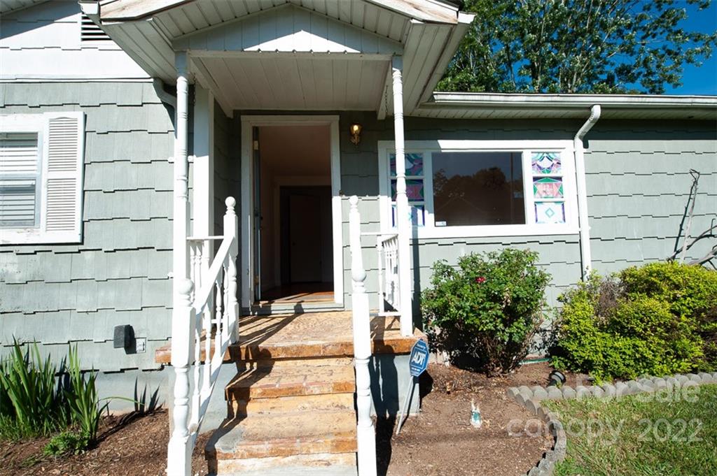 105 Smith Graveyard Road Asheville NC 28806