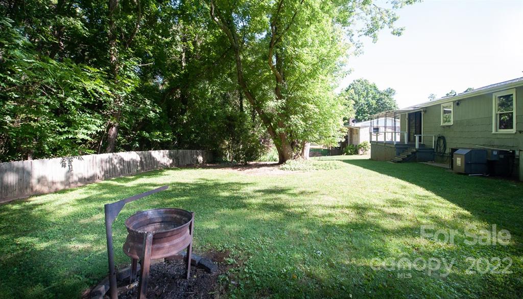 105 Smith Graveyard Road Asheville NC 28806