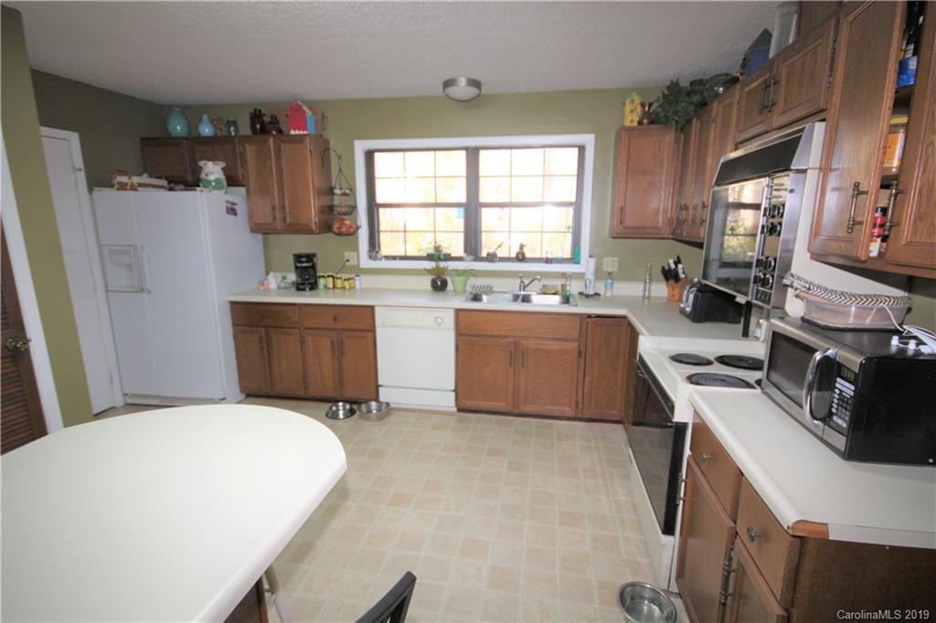 7 Jean Drive Asheville NC 28803