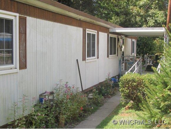 108 E. Charleston Avenue Swannanoa NC 28778