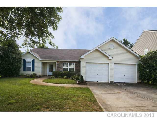 9810 Avensong Crossing Drive Charlotte NC 28215