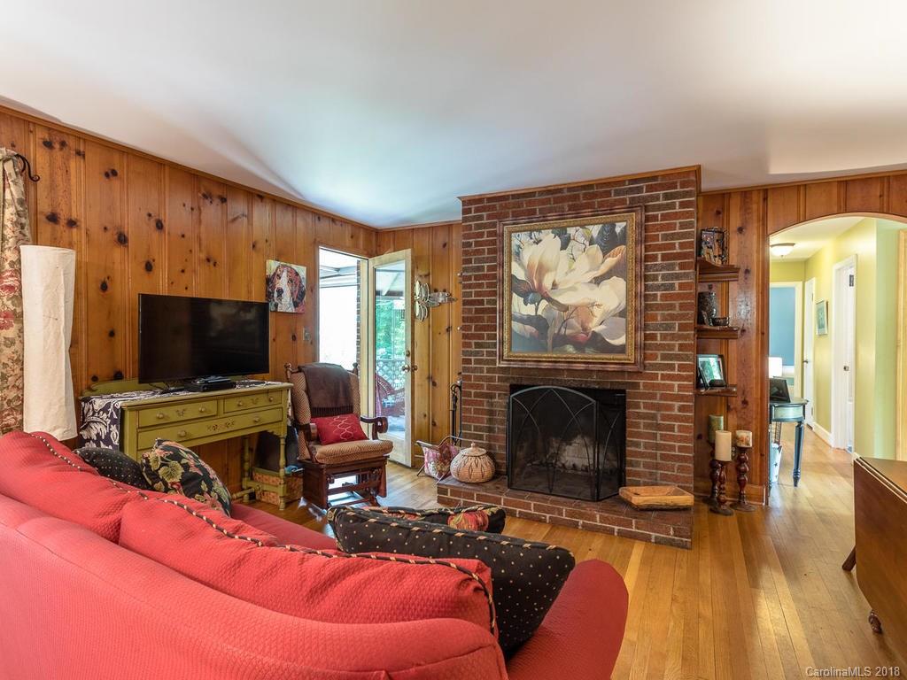 221 School Road Asheville NC 28806