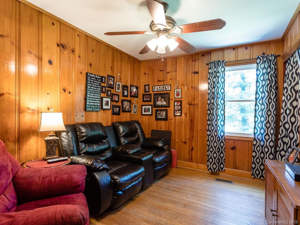 221 School Road Asheville NC 28806