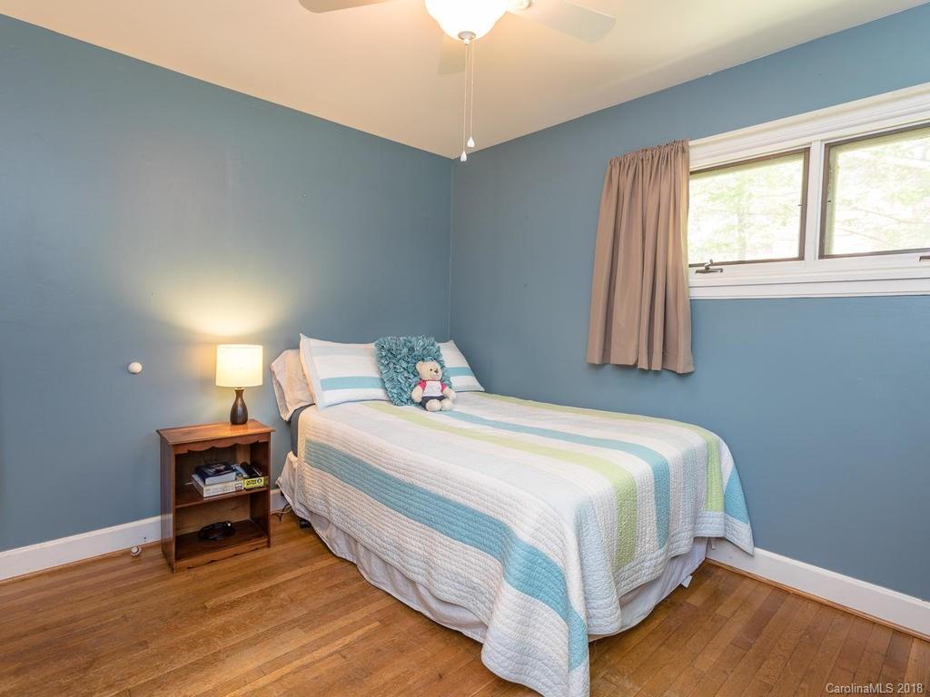 221 School Road Asheville NC 28806