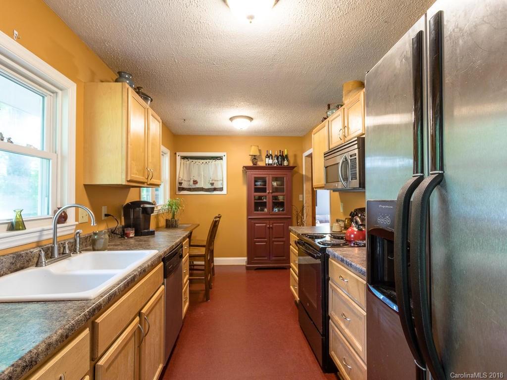 221 School Road Asheville NC 28806