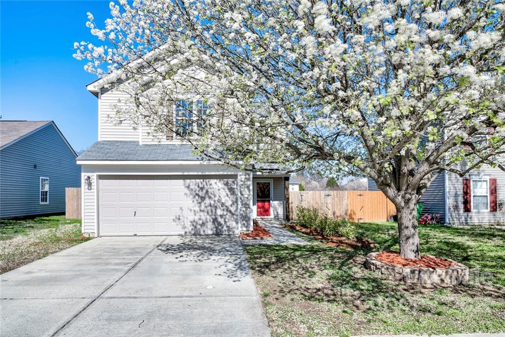 10114 Green Hedge Avenue Charlotte NC 28269