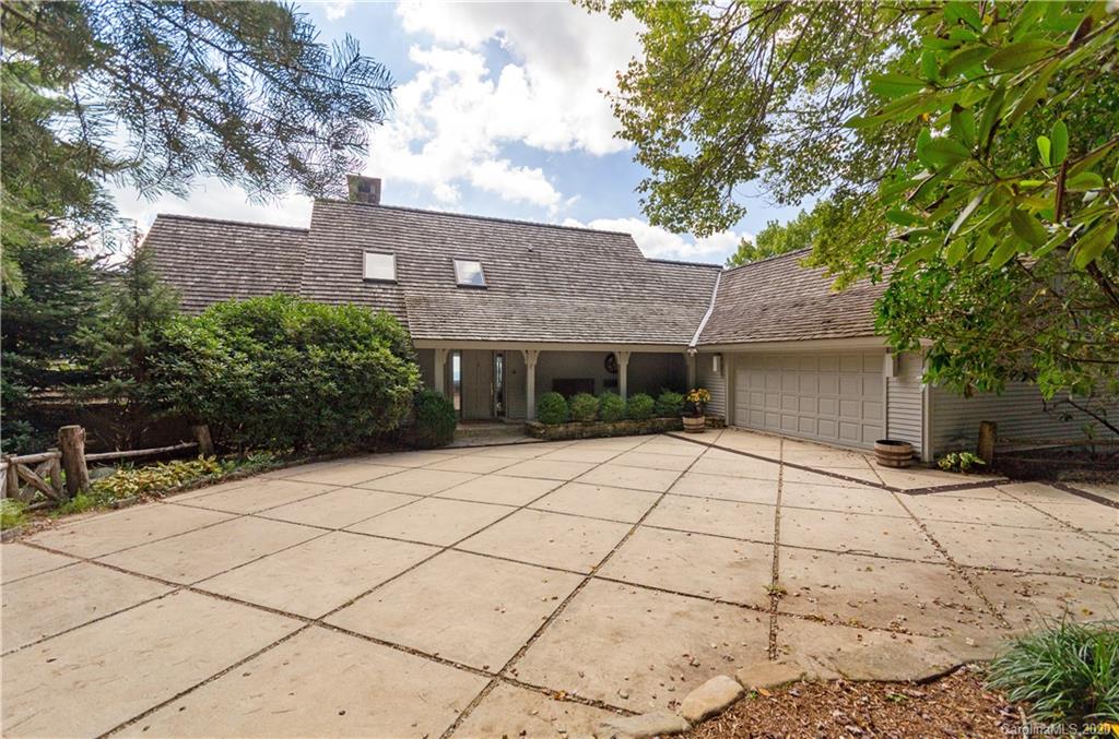 25 Rambouillet Road Cashiers NC 28717