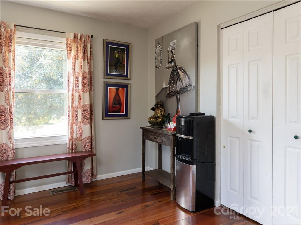 18 Fieldcrest Road Arden NC 28704