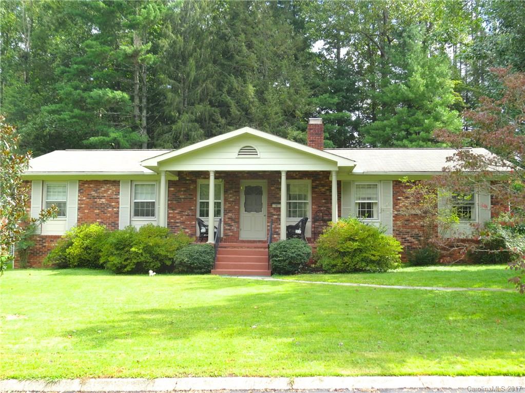 92 Pine Street Brevard NC 28712
