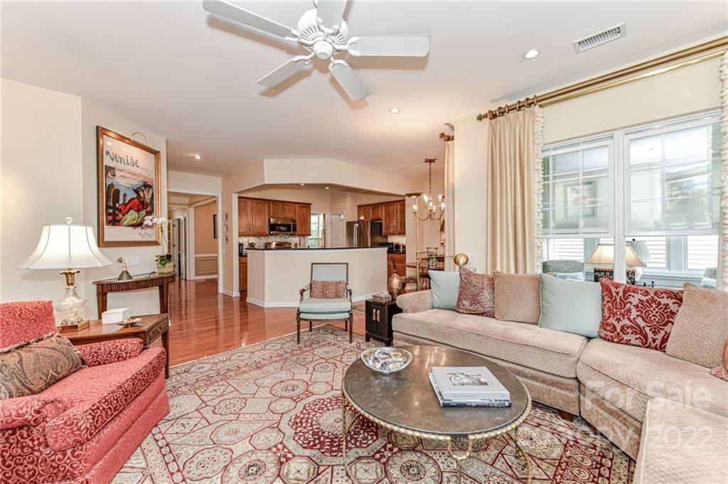 8607 Robinson Meadow Court Charlotte NC 28277