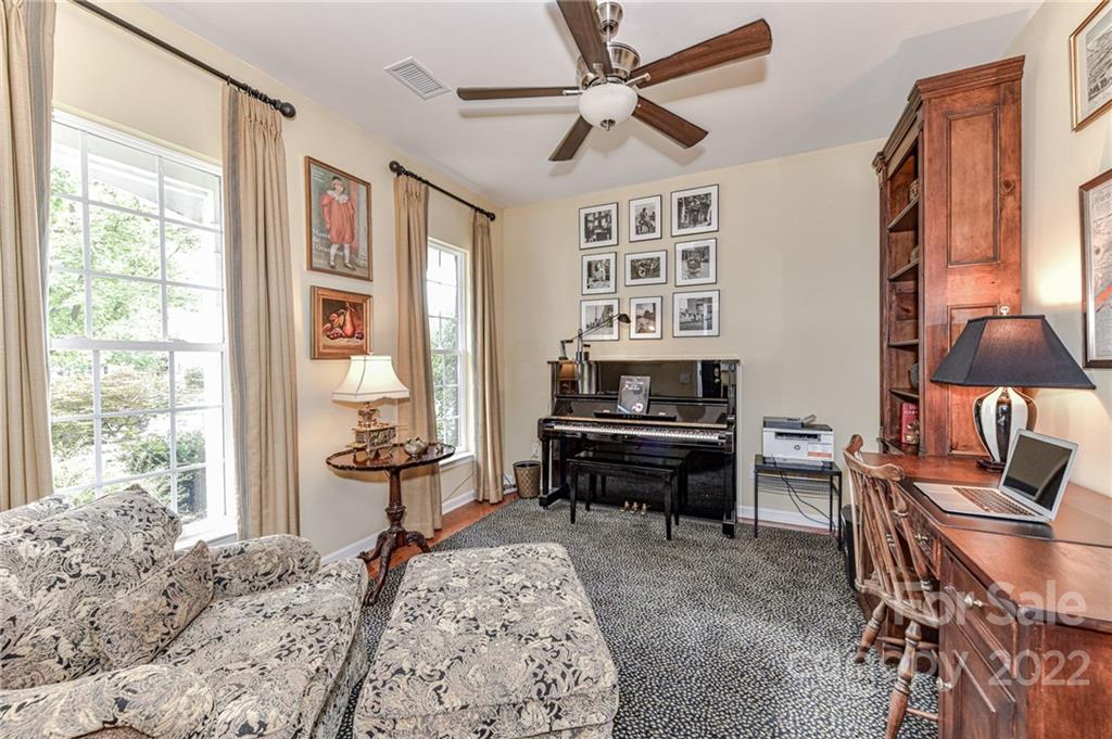 8607 Robinson Meadow Court Charlotte NC 28277