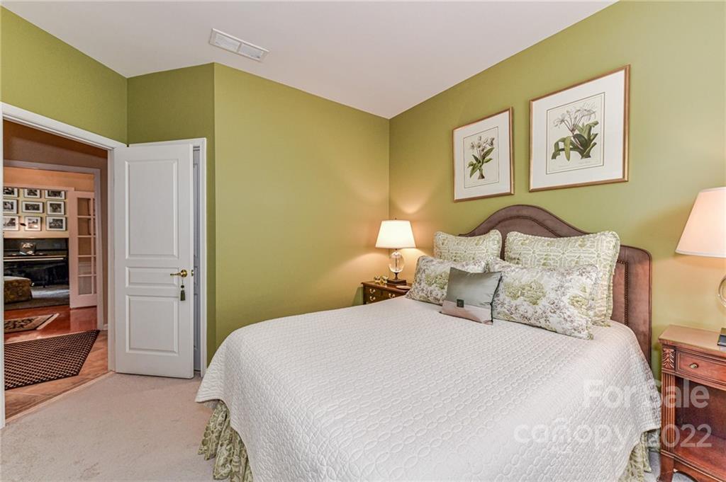 8607 Robinson Meadow Court Charlotte NC 28277